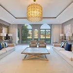 Maison Privee - Private Pool & Beach Access Villa With Cinematic Vws