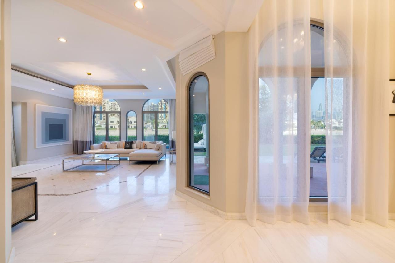 Maison Privee - Private Pool & Beach Access With Cinematic Vws Dubai